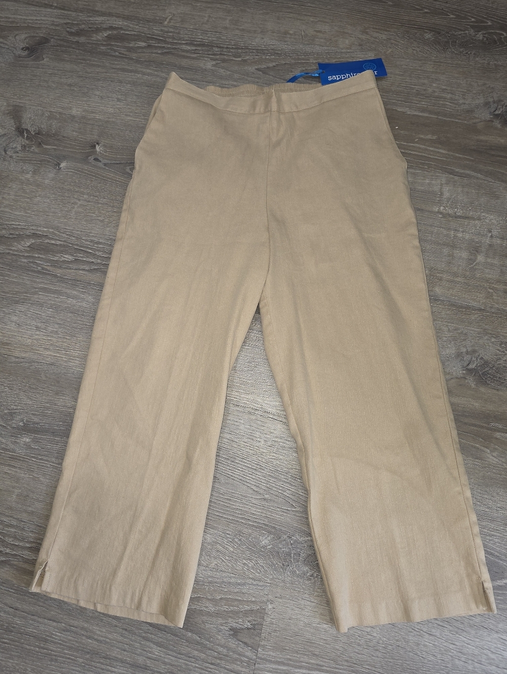 Sapphire Collection Women's Beige Capris.